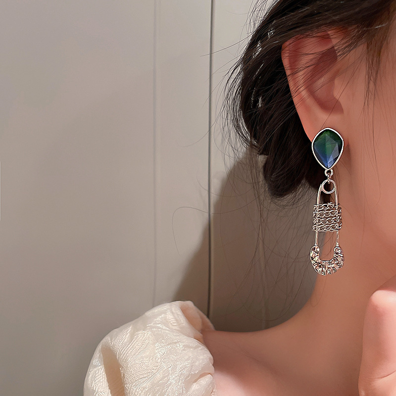 304317f0 f37f 4d67 a1b7 a3b692f3ac6c.jpg